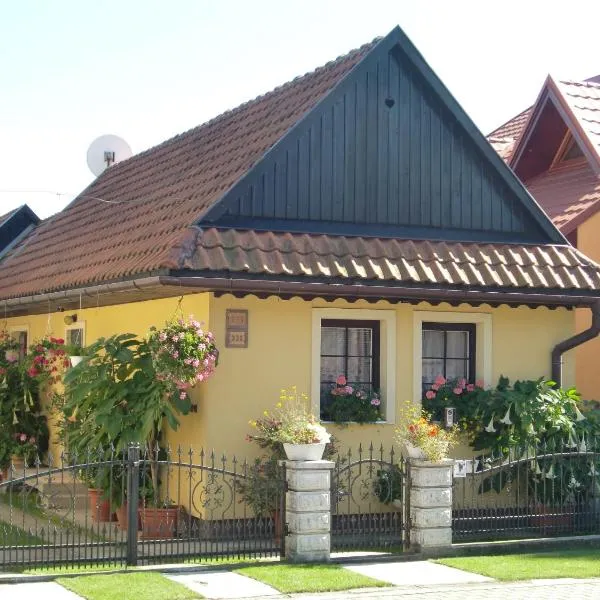 Chalupa Kucbel: Liptovská Teplá şehrinde bir otel