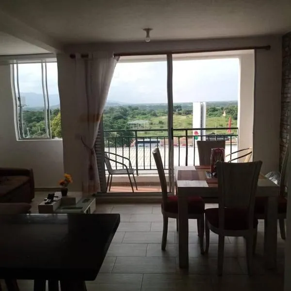 Hermoso apartamento Ricaurte, hotel v destinaci Ricaurte