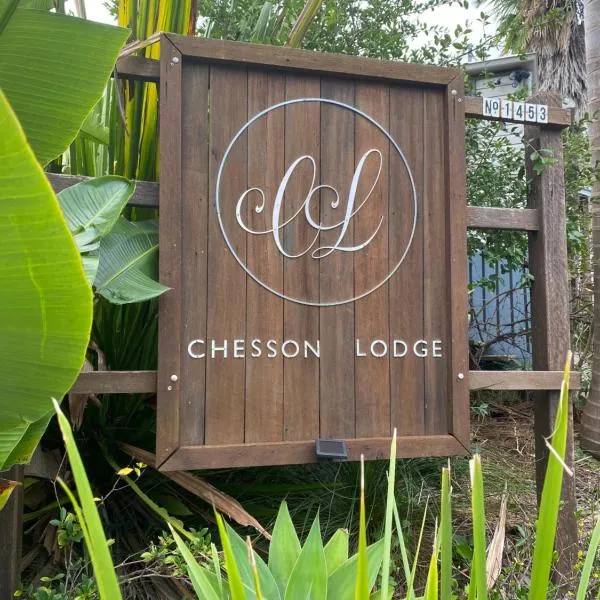 Chesson Lodge、Ukiのホテル
