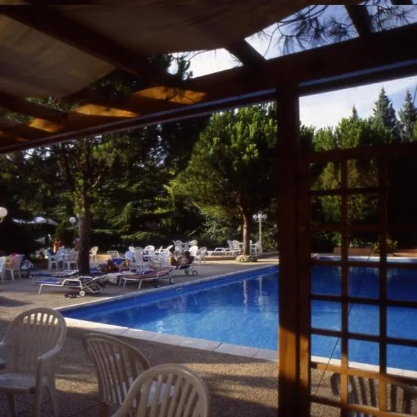 Nuovo Mondo, hotel v destinácii Montefalco