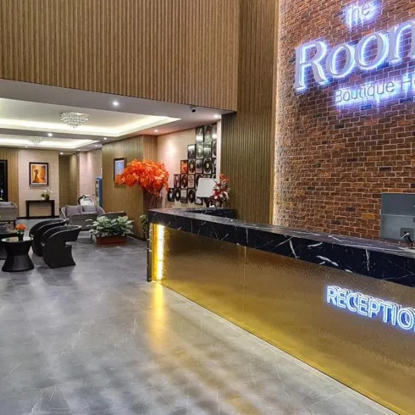 The Room Boutique Hotel โรงแรมในBan Phon Bok