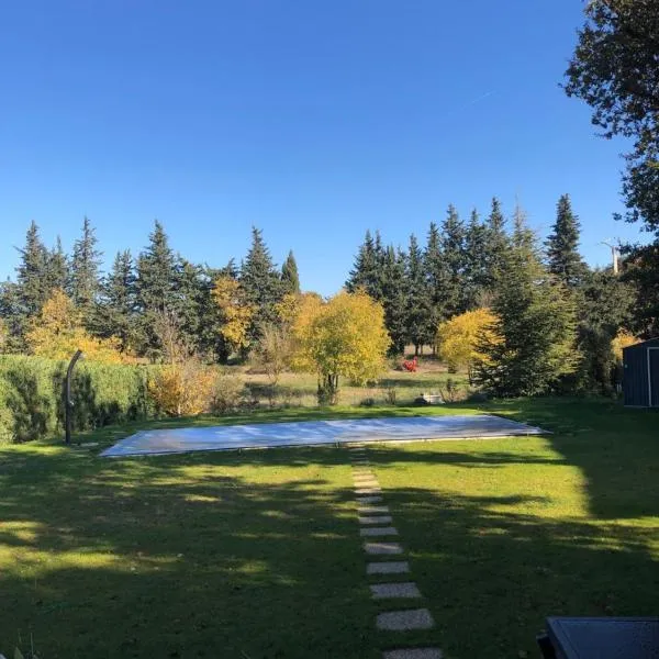 Villa avec vue campagne, hotel en Carpentras