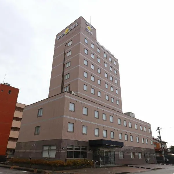 Smile Hotel Takaoka Ekimae, מלון בטקאוקה