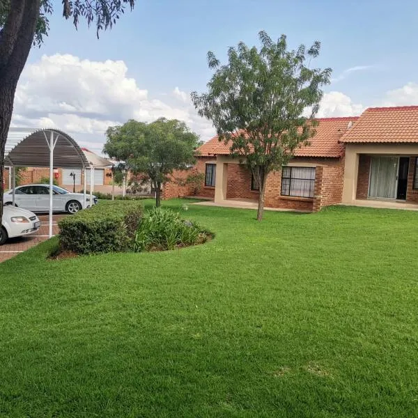 Centurion Cosy Apartment, hotel in Centurion