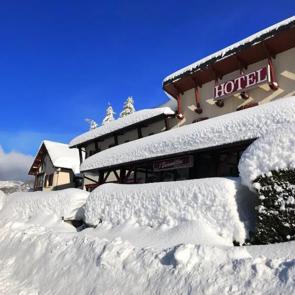 L'Escoundillou, hotel v destinácii Saint-Jacques-des-Blats