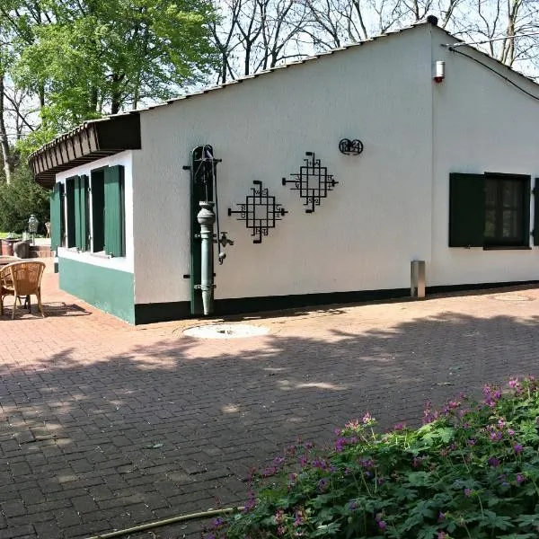Ferienwohnung Fischerhütte Xanten, hotel in Xanten
