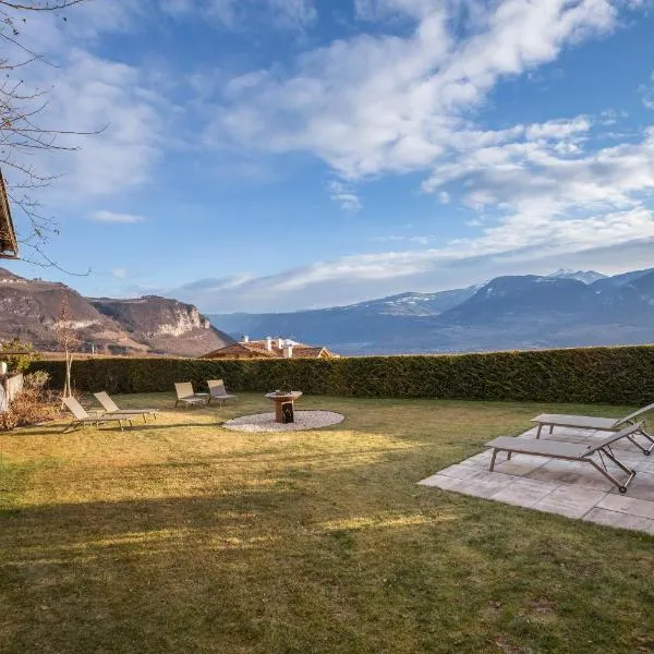 Brantenhof Ferienwohnung Vinea, hotel v destinaci Cortaccia