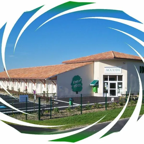 Natur'Hôtel, hotel v destinaci Ménesplet