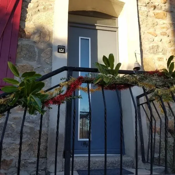 La clef des champs - Gîte 9 personnes entre Lyon et St-Etienne, viešbutis mieste Brullioles