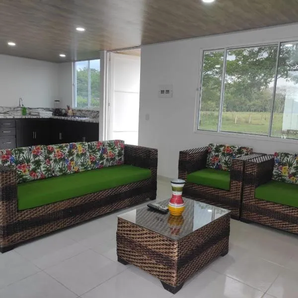 Villas Campestres las Heliconias - Villa Ginger، فندق في ريستريبو