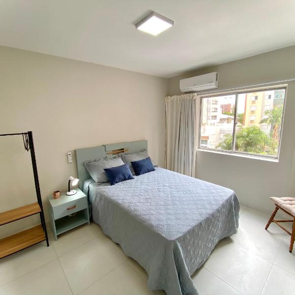 Apartamento no centro, ar-condicionado e garagem - Foto 2