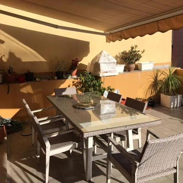 Grosse Terrasse. Modern. Home office. Solarium, hotel v destinaci Los Realejos