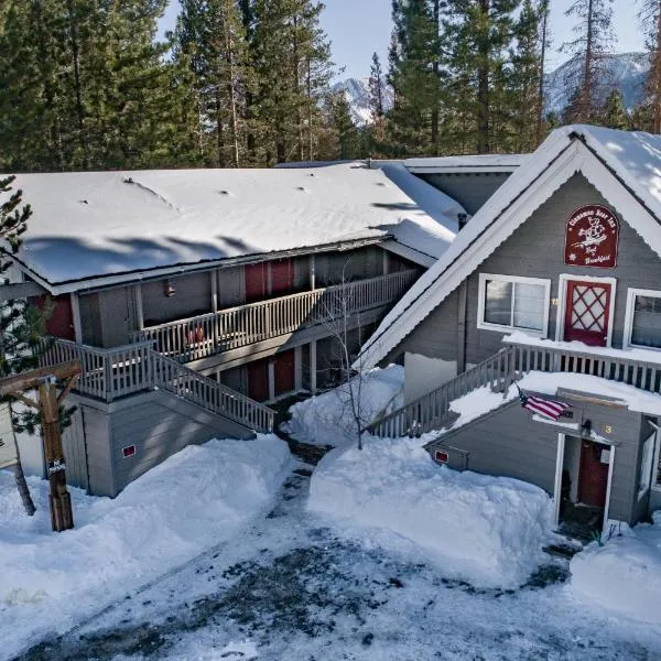 シナモン ベアー イン（Cinnamon Bear Inn）、マンモス・レイクスのホテル