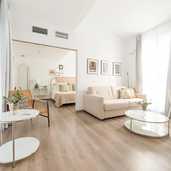 Apartamentos con encanto en el centro de Granada, hotel in Granada