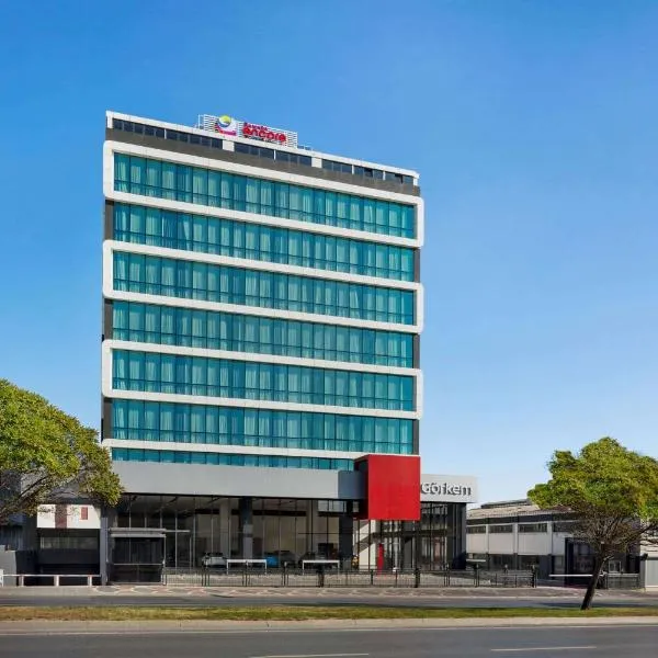 Ramada Encore by Wyndham Istanbul Avcilar, готель у місті Кірач