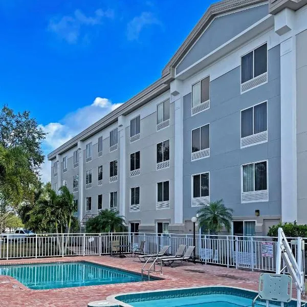 Comfort Inn & Suites Sarasota I75, hotel in Sarasota