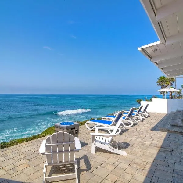 Oceanfront Villa with Private Beach Access, Remodeled Kitchen, khách sạn ở Carlsbad