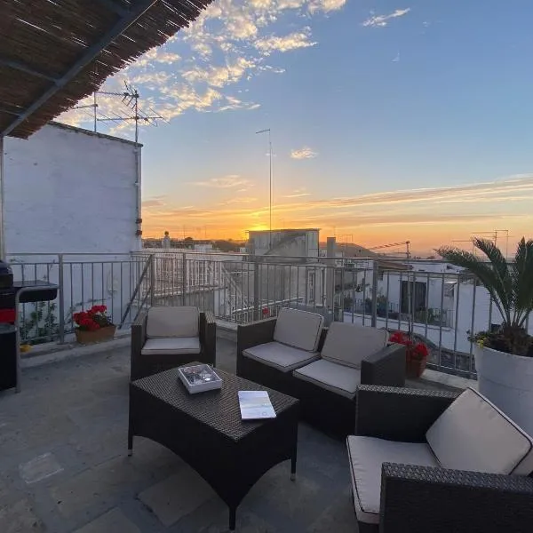 800s Home Luxury Rooms, hotel v destinácii Ostuni