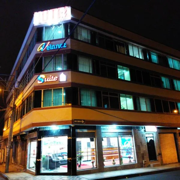 HOTEL VELANEZ SUITE Riobamba、リオバンバのホテル