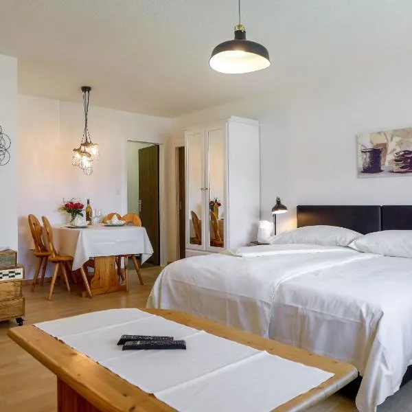 Apartment Chesa Ova Cotschna 303 by Interhome, hotel in St. Moritz