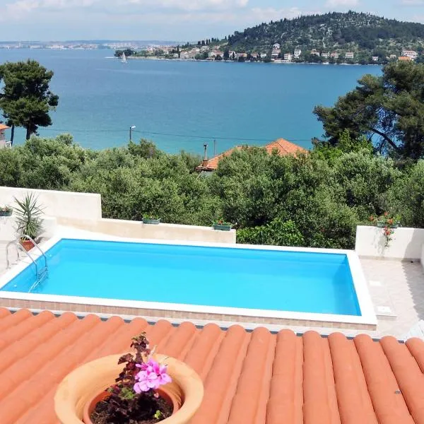 Holiday Home Zdenko 1 by Interhome, hotel em Kali