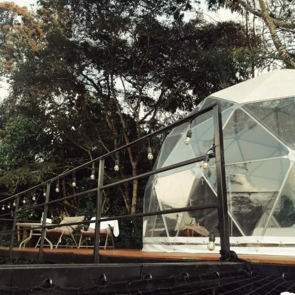 Glamping Montaña Escondida, hotel v mestu Fusagasuga