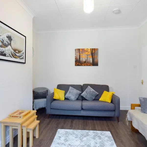 Cheerful 3 bedroom home with free parking and WIFI, hotel v destinaci Chester