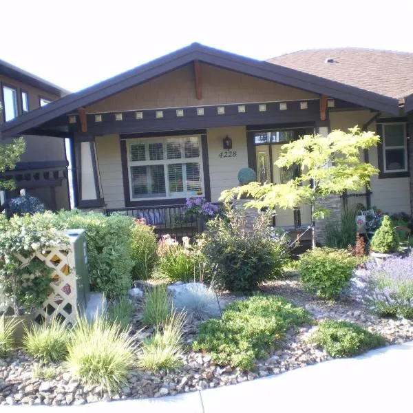 Turtle Mountain Inn, hotel v destinaci Vernon