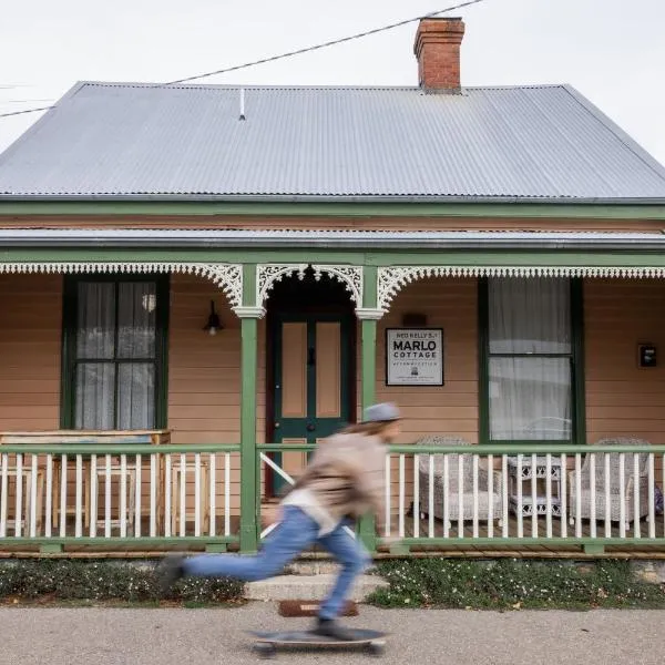 Ned Kelly’s Marlo Cottage - in the best Beechworth location, hotel a Beechworth