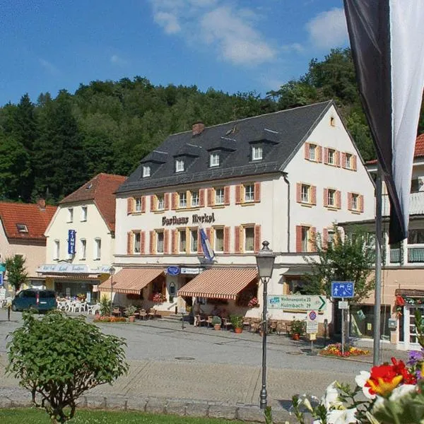 Gasthaus Merkel Hotel: Bad Berneck im Fichtelgebirge şehrinde bir otel