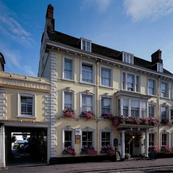 Swan Revived Hotel, Hotel in Olney