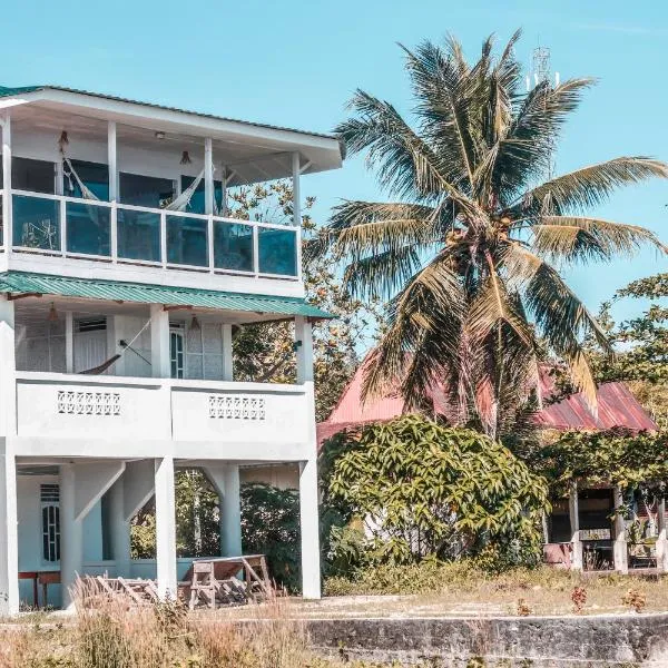 Nias Surf Stay, готель у місті Lagudri