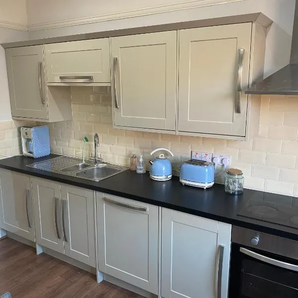 애슈퍼드에 위치한 호텔 Invicta Apartment