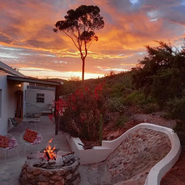 Wolverfontein Karoo Cottages, hôtel à Plathuis