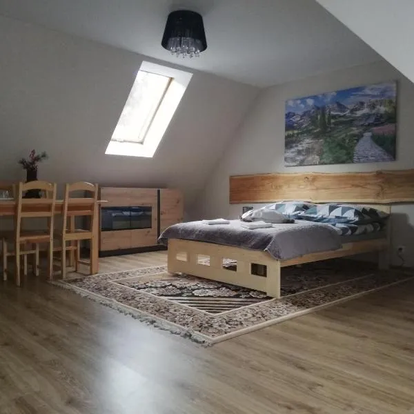 Pokoje "U Ani", hotel a Leśnica