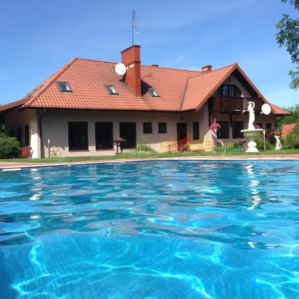 Pensjonat u Alexa, hotel di Krzykosy