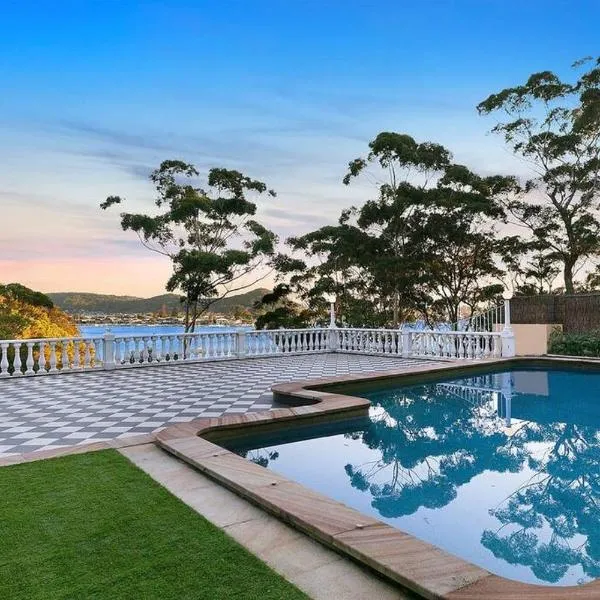 Beautiful Resort Style Living in Lascala 126, hotel v destinaci Booker Bay