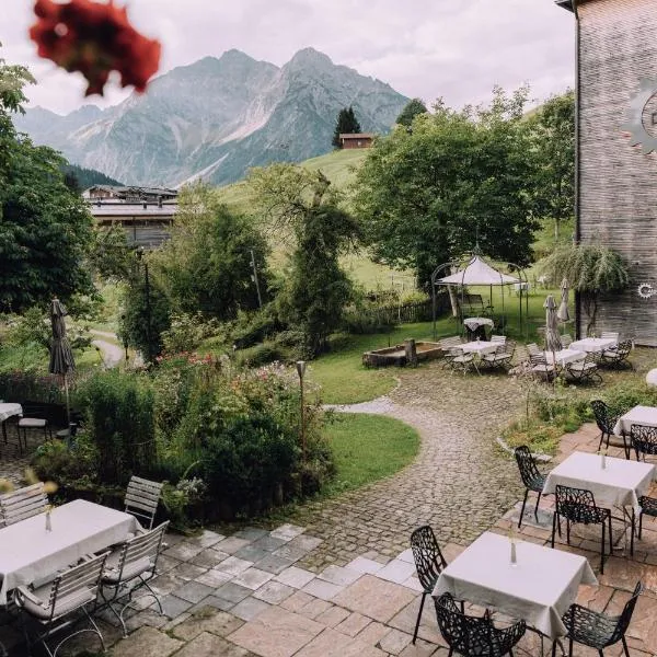 Naturhotel Chesa Valisa, hotel v mestu Hirschegg