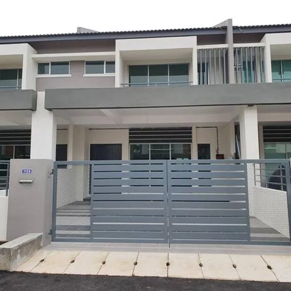 Yong Guesthouse, hotell i Kuala Kangsar