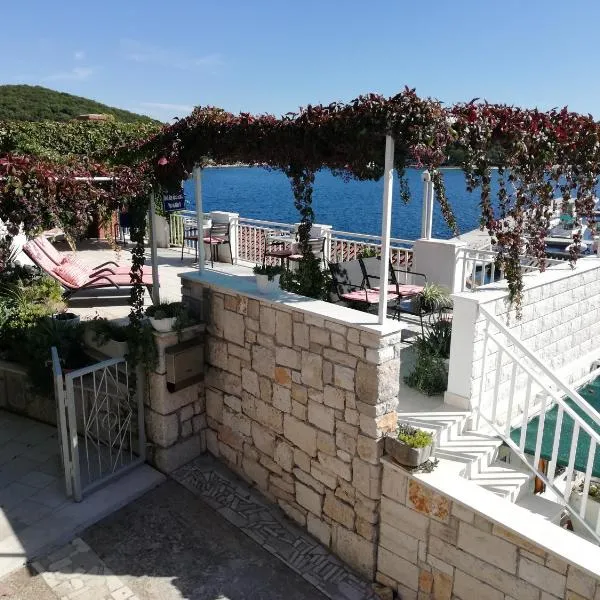 Shell Bay Apartments、コルチュラのホテル