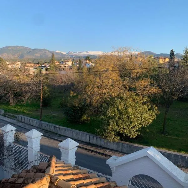 Villa Mare a los pies de Sierra Nevada、グラナダのホテル