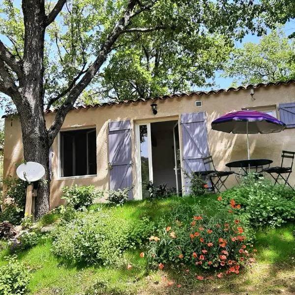 Le Cabanon, hotel en Sainte-Croix-à-Lauze
