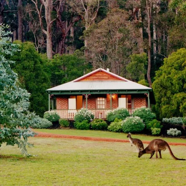 Karri Valley Chalets, hotel v destinaci Pemberton