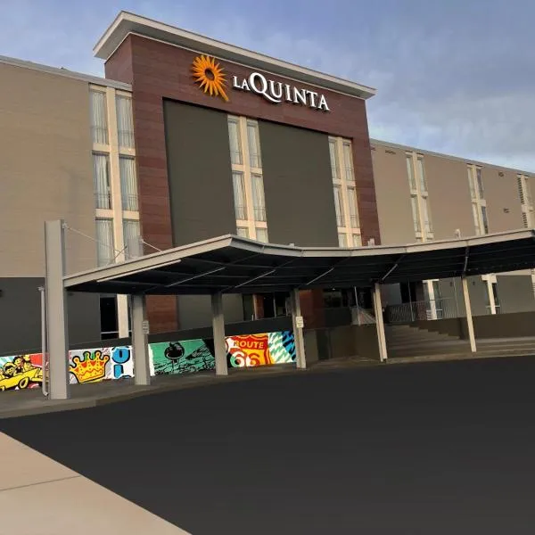 La Quinta Inn & Suites by Wyndham Tulsa Downtown - Route 66, hotell i Tulsa