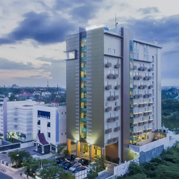 Viesnīca KHAS Pekanbaru Hotel pilsētā Pekanbaru