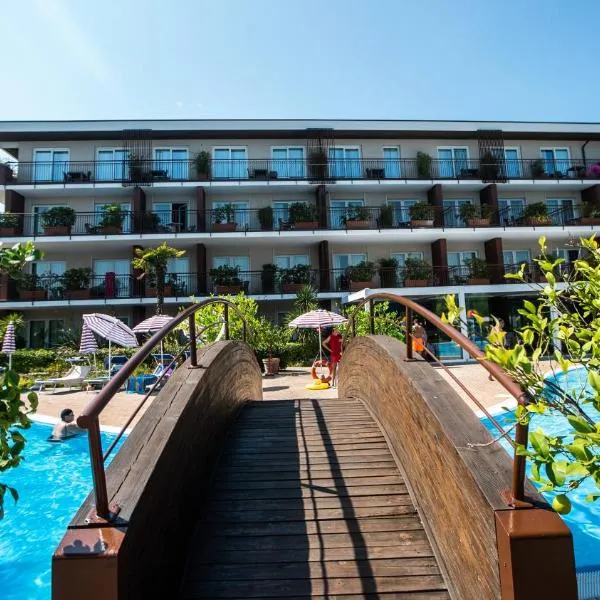 Hotel Bella Italia, khách sạn ở Peschiera del Garda