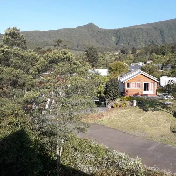 Villa Camélias, hotel en Maison Henou