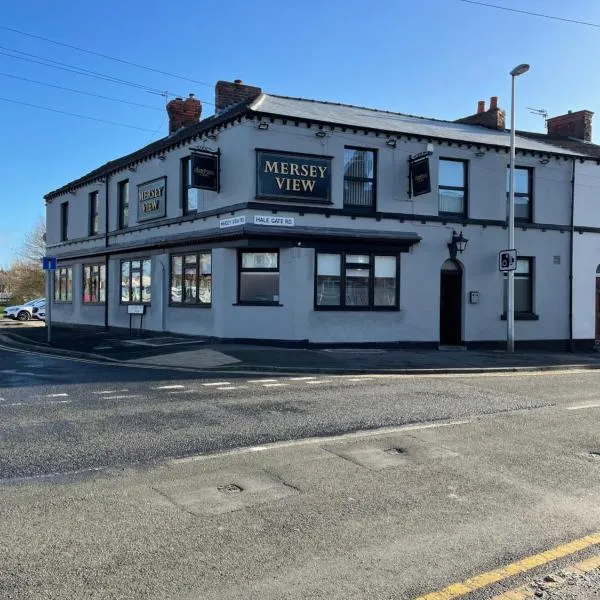 Mersey view Hotel & Pub, hotel in Daresbury