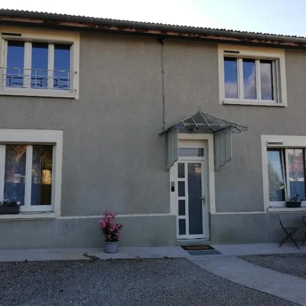 Gîte du capitaine, hotel in Laferté-sur-Aube