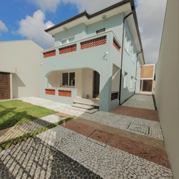 Paranaguá Lodge、パラナグアのホテル